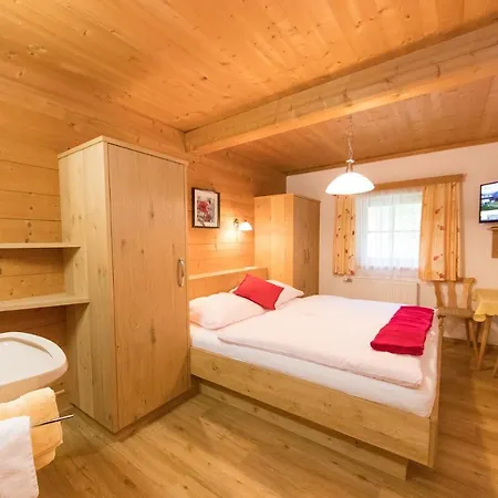 Hainzbauer Bed & Breakfast