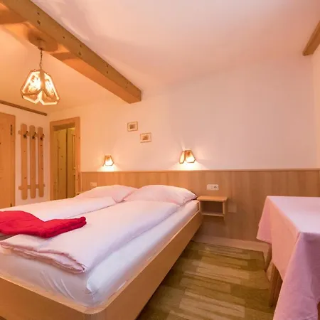 Hainzbauer Bed & Breakfast