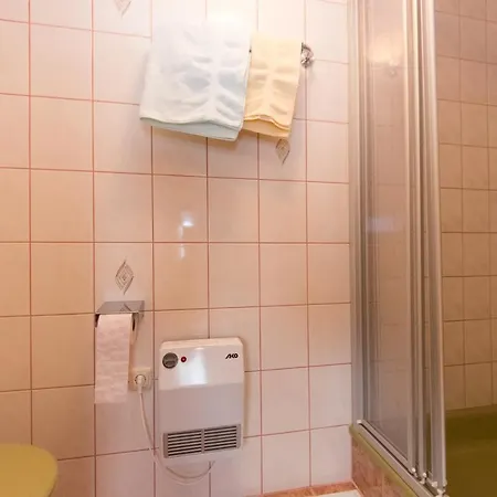 Hainzbauer *
