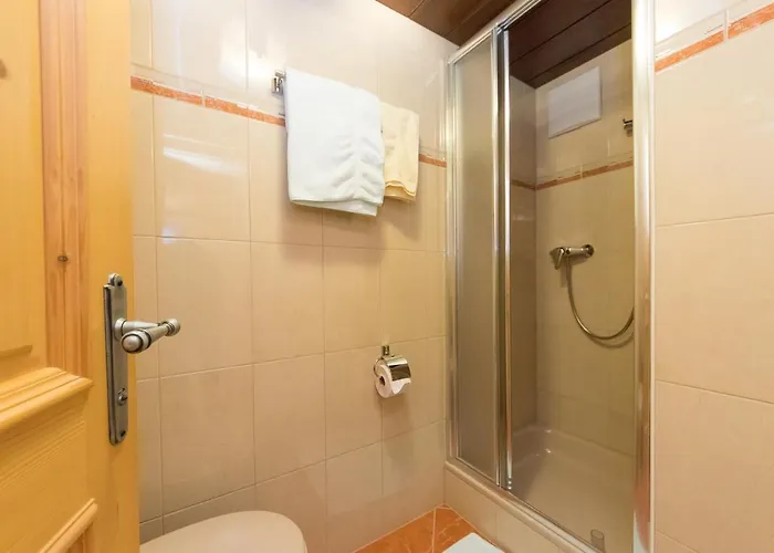 Hainzbauer Bed & Breakfast